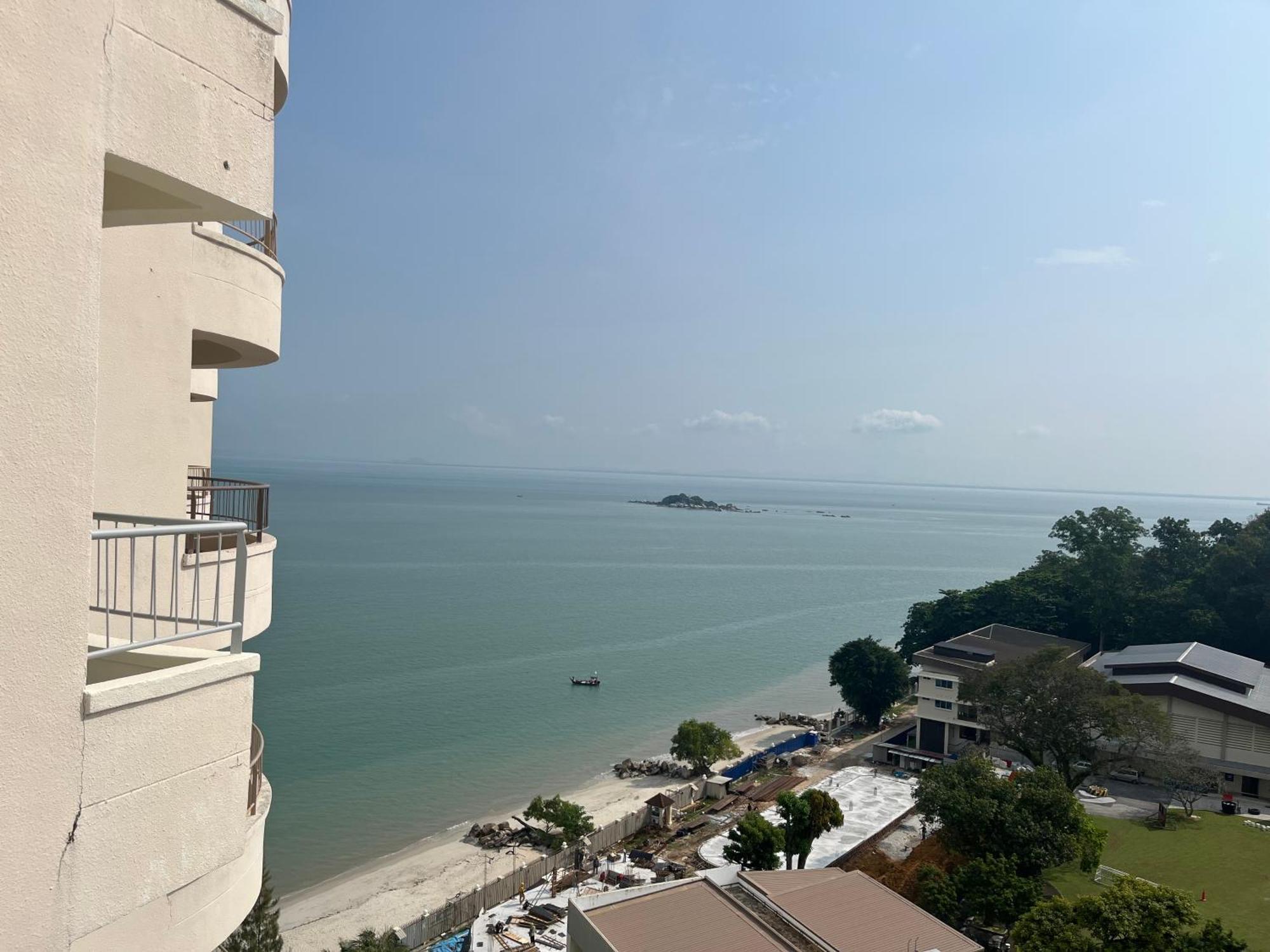 Paradise By The Sea In Penang By Veron At Rainbow Paradise Tanjung Bungah (Penang) Exterior foto