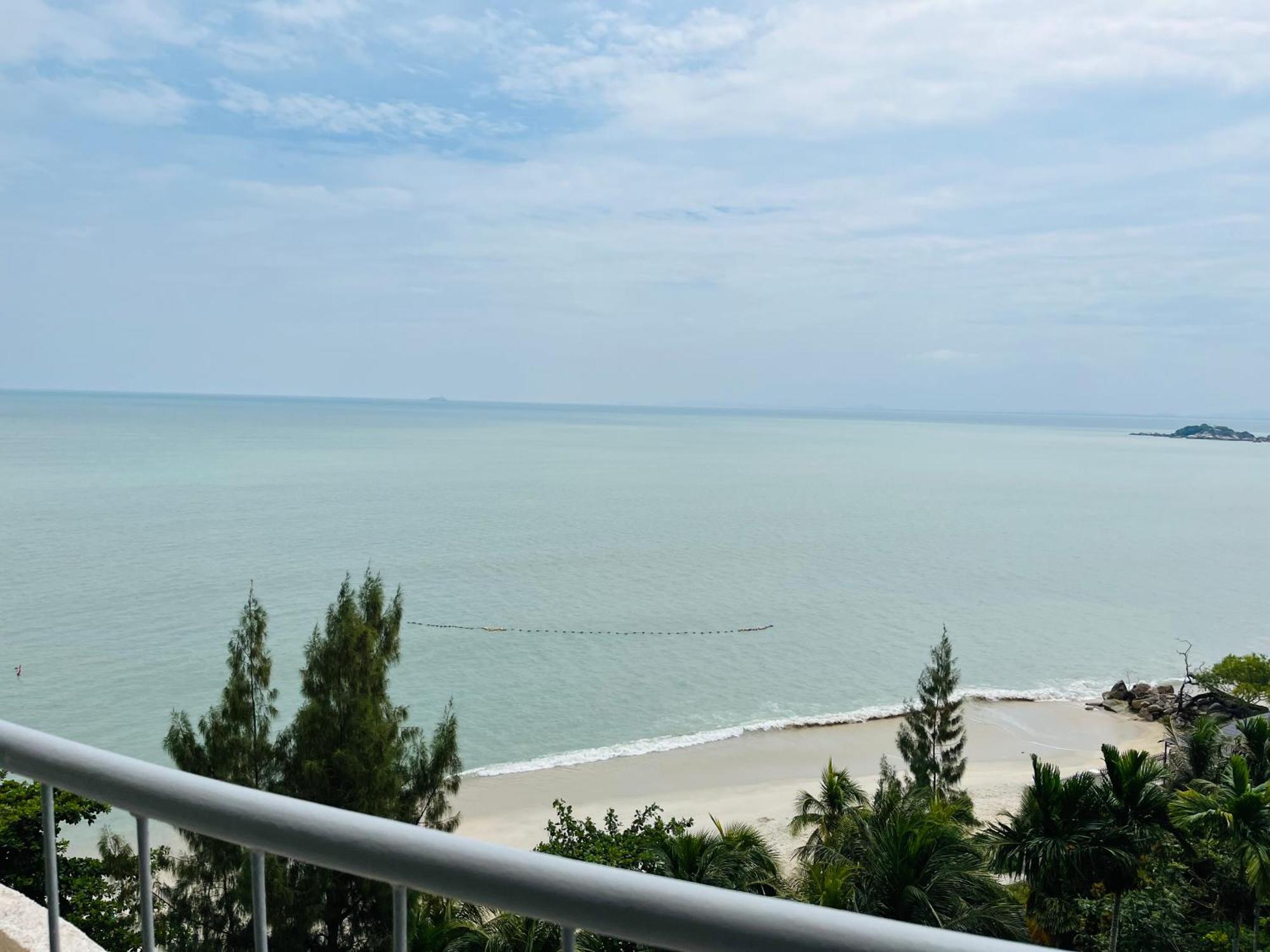 Paradise By The Sea In Penang By Veron At Rainbow Paradise Tanjung Bungah (Penang) Exterior foto