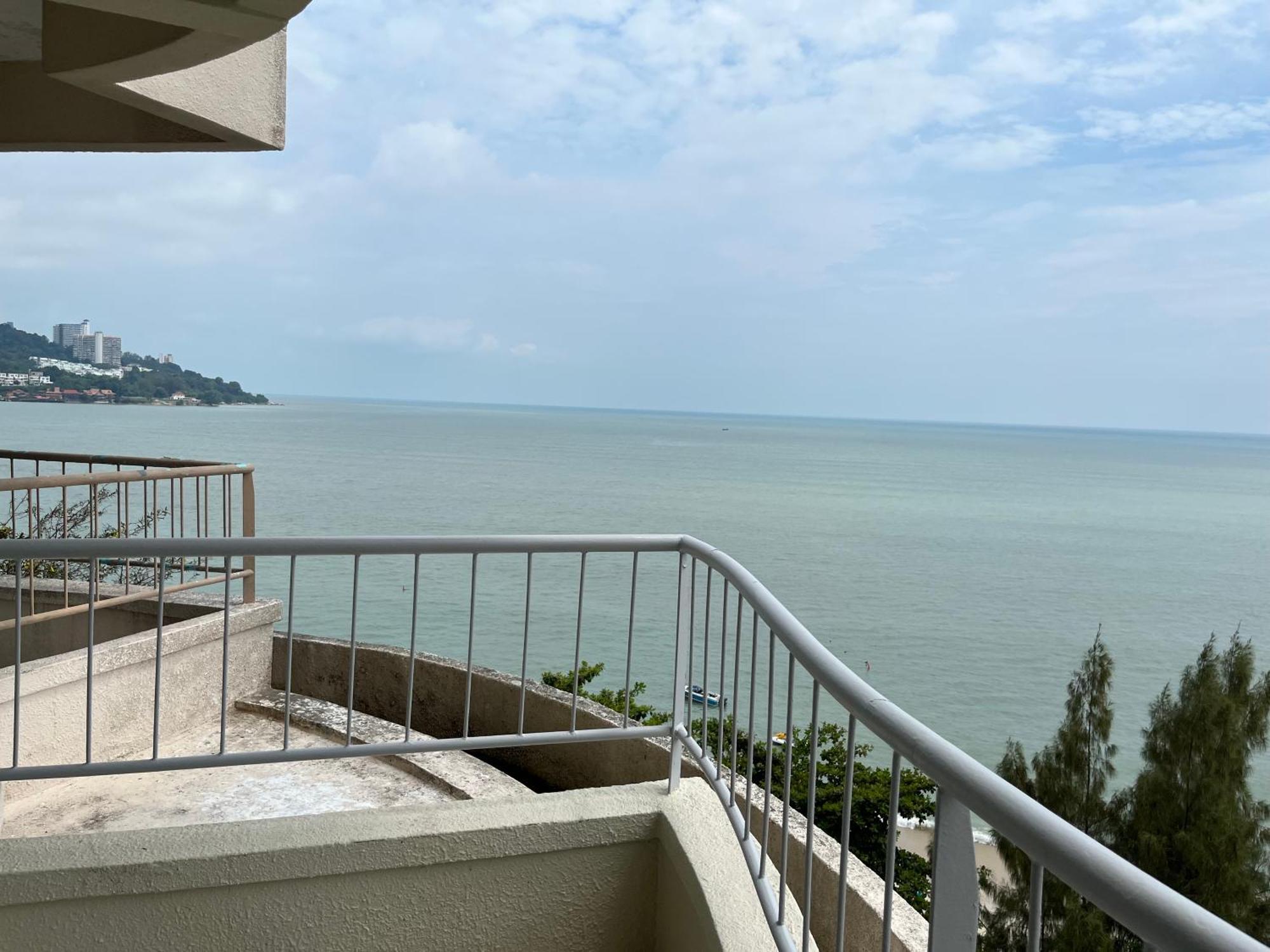 Paradise By The Sea In Penang By Veron At Rainbow Paradise Tanjung Bungah (Penang) Exterior foto